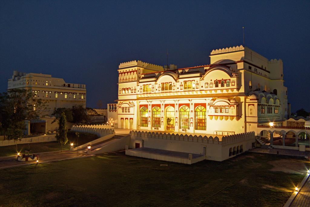 Amritara Surajgarh Fort Bagian luar foto
