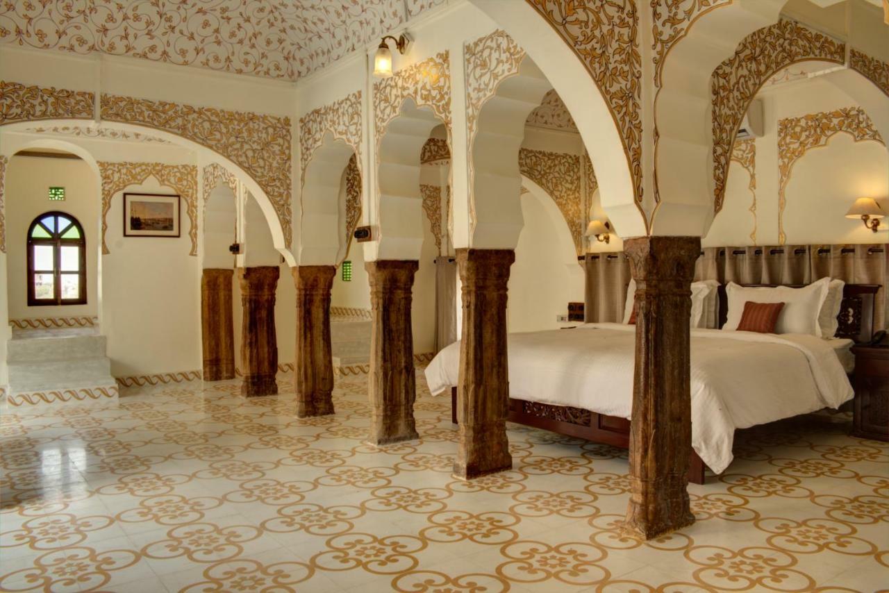 Amritara Surajgarh Fort Bagian luar foto