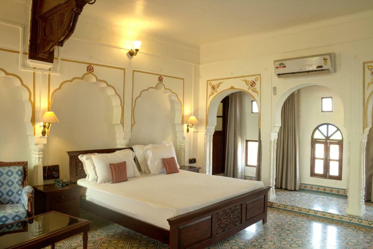 Amritara Surajgarh Fort Bagian luar foto